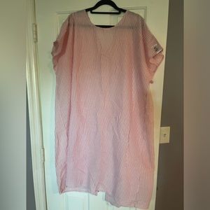 Posh Pushers size xxl hospital gown, pink and white stripes
